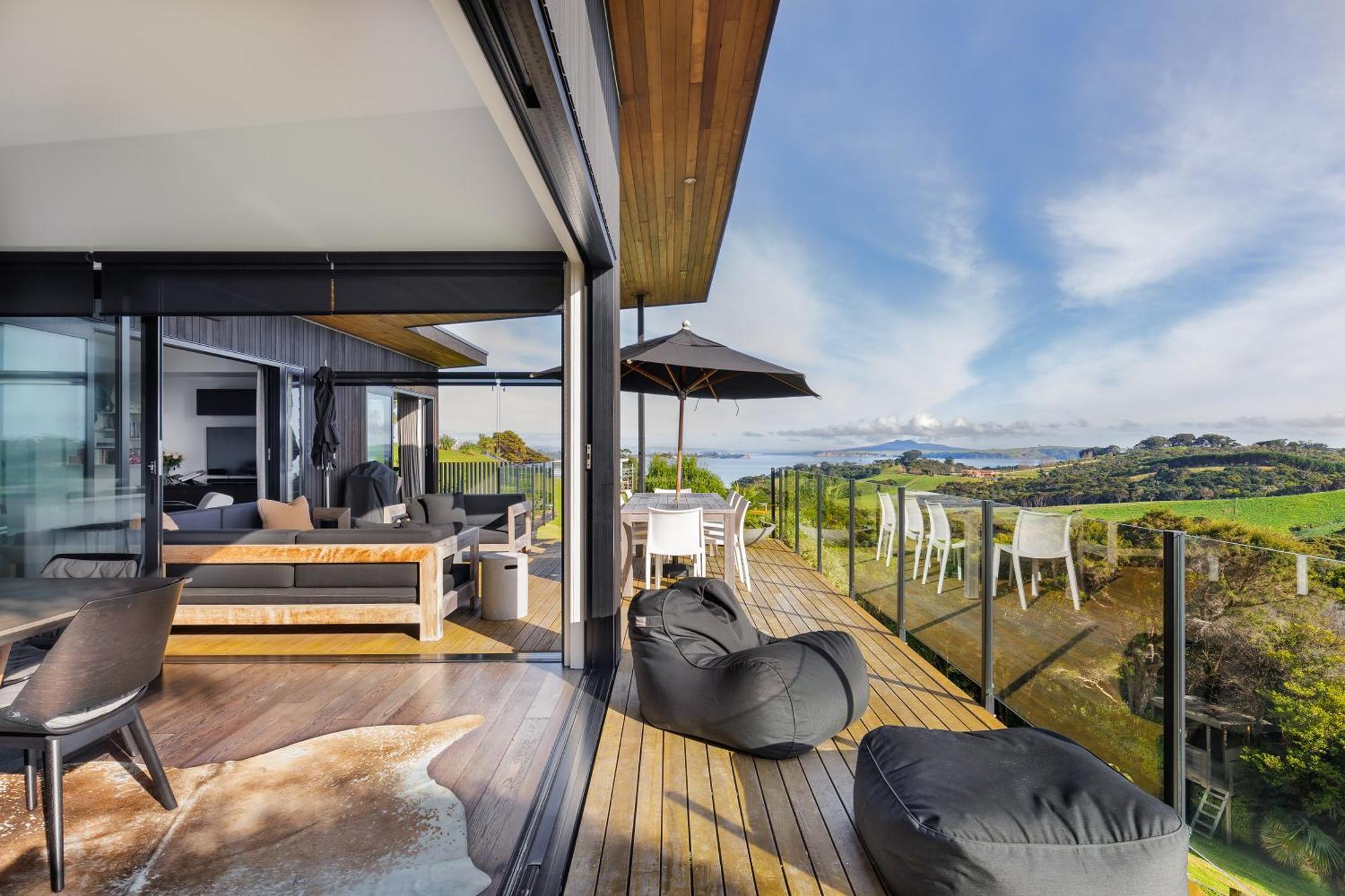 Cable Bay Views Apartment Oneroa Exterior foto